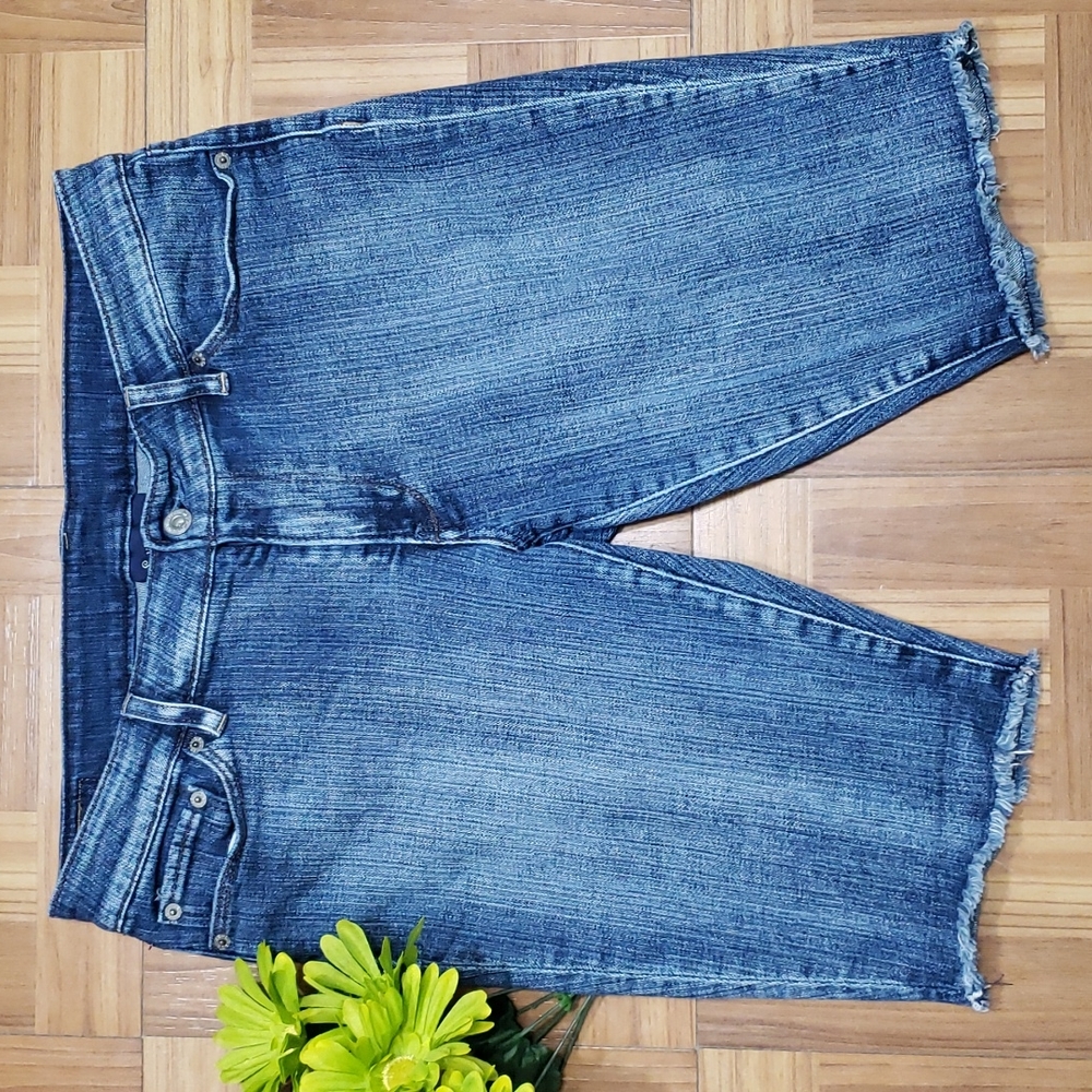 LEVI'S cutoff shorts - Picture 2 of 13